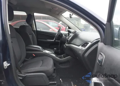 2017 Dodge Journey Sxt from USA, damaged, VIN 3C4PDCBGXHT531901